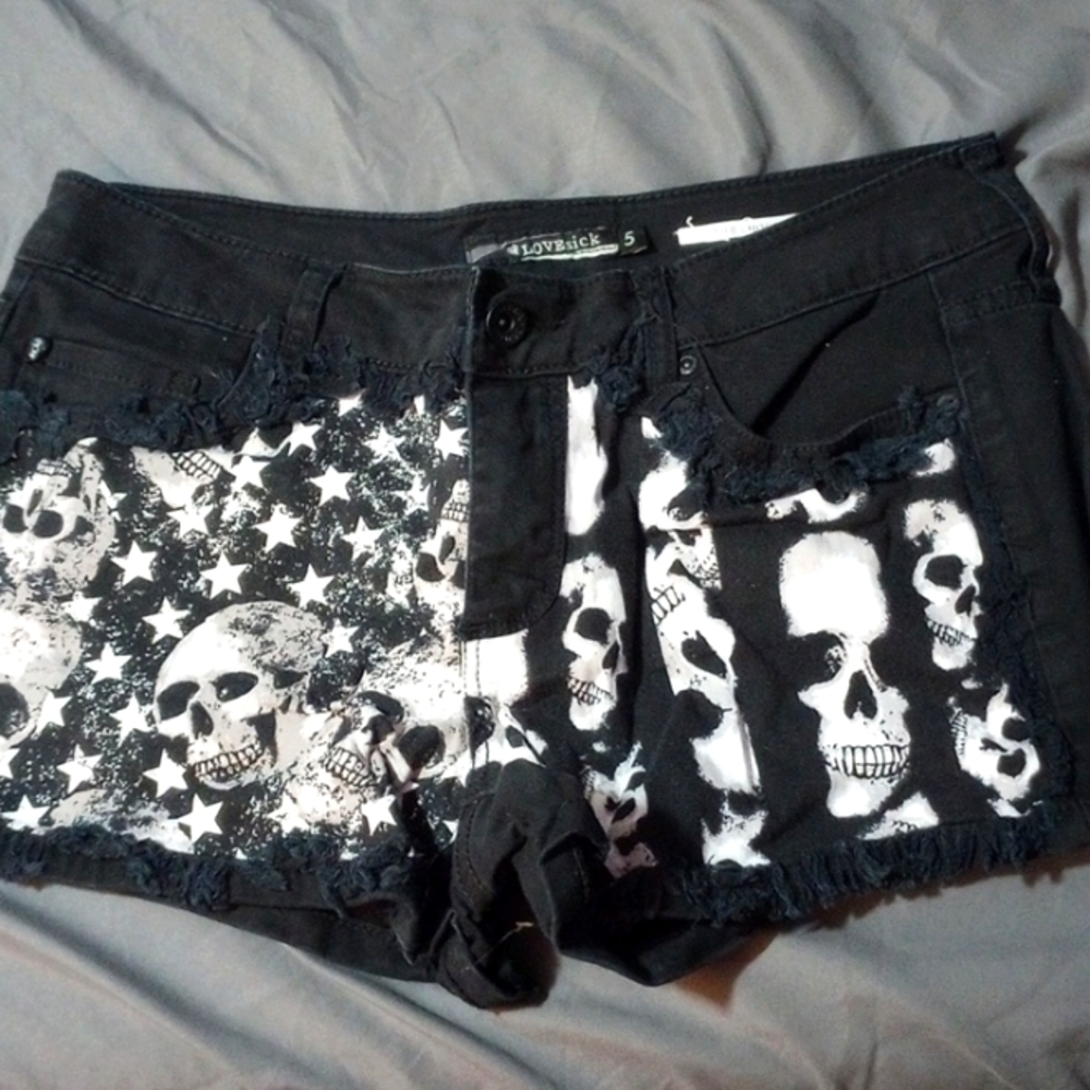 Lovesick low rise shorts size 5